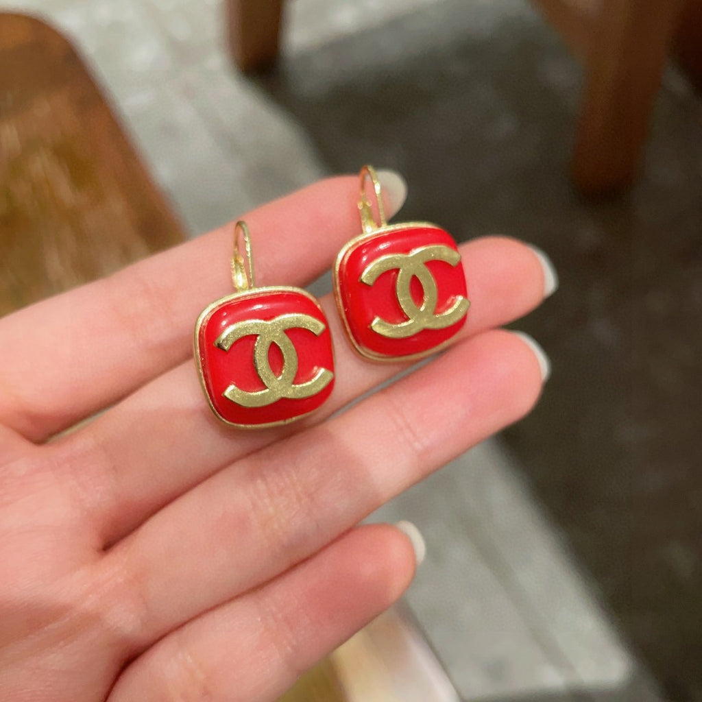 Double-C Emblem Statement Earrings in Polished Metal-Tone – Design 032 front product view