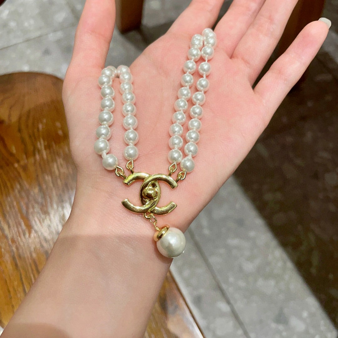 Signature Emblem Pendant Necklace in Polished Metal-Tone – Design 047 side detail