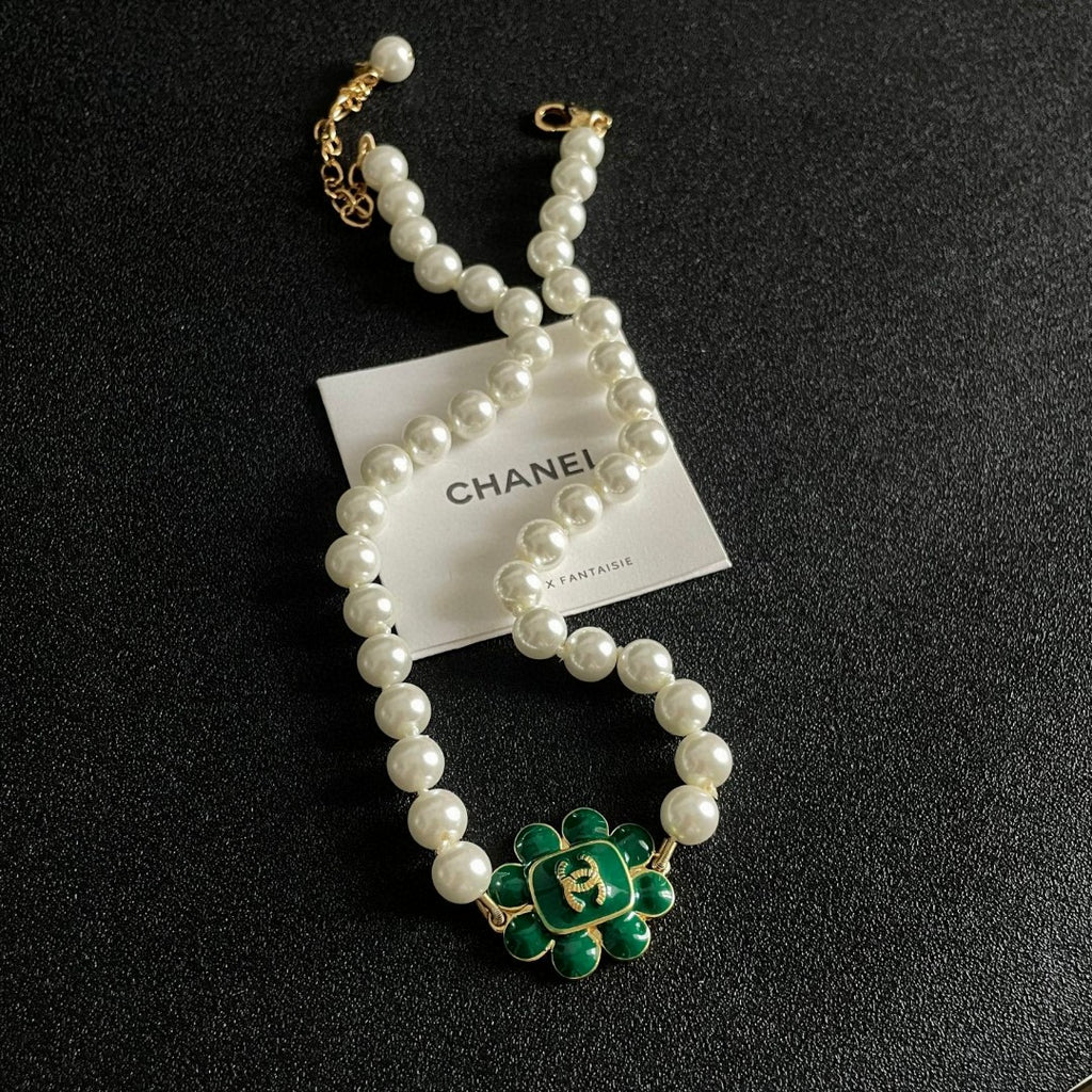 Double-C Emblem Pearl-Detail Pendant Necklace – Pearl Detail – Design 043 detail view