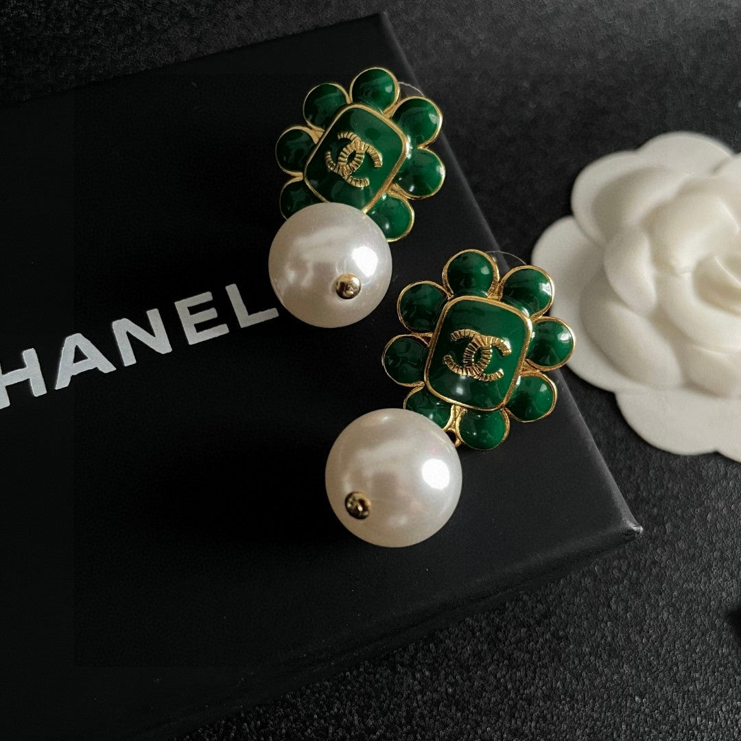 Double-C Emblem Pearl-Detail Statement Earrings – Pearl Detail – Design 012 detail view