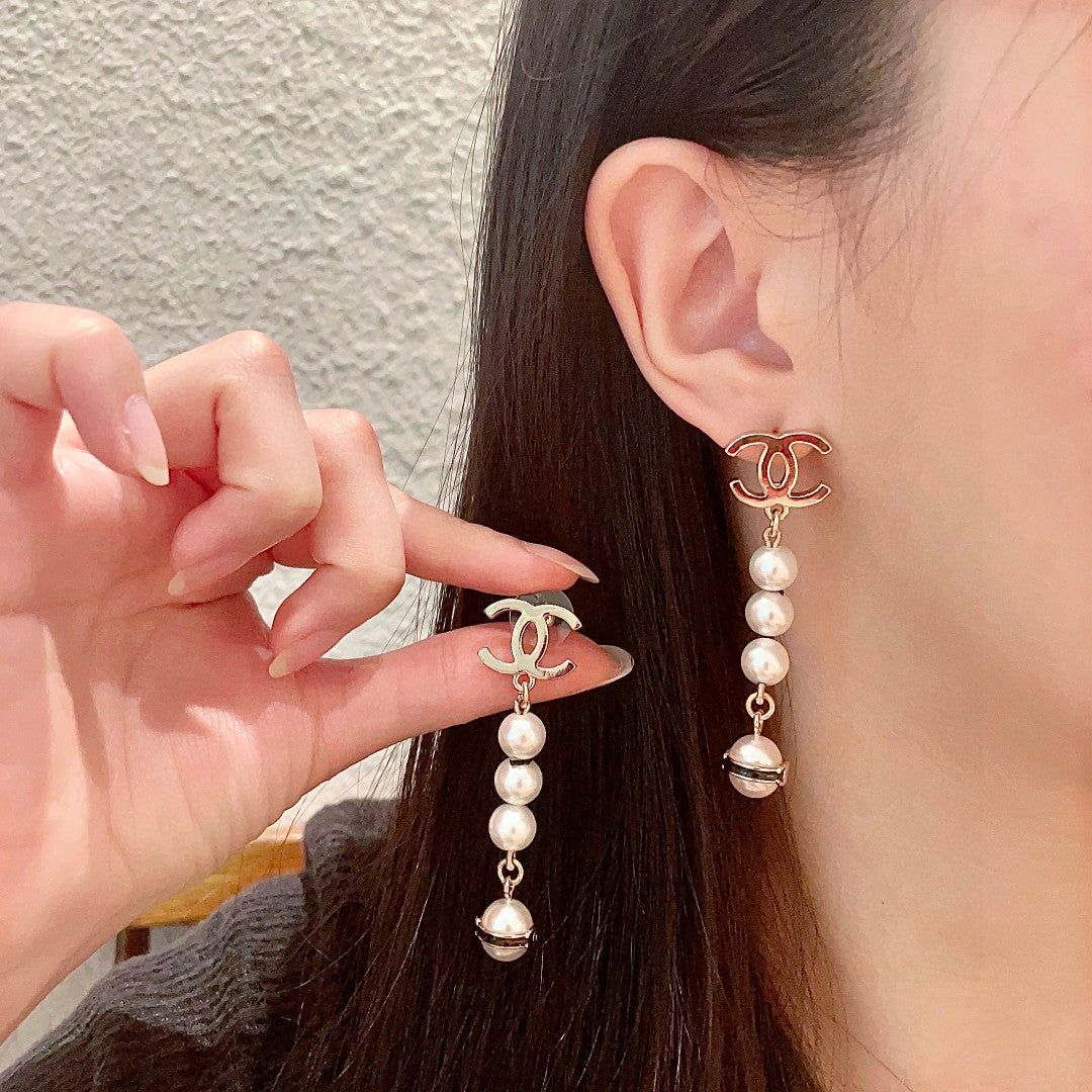 Double-C Emblem Pearl-Detail Statement Earrings – Pearl Detail – Design 011 main product view
