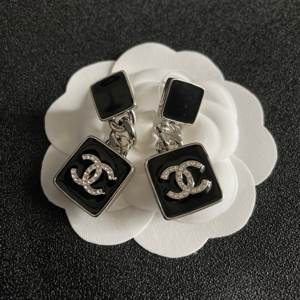 Double-C Emblem Statement Earrings in Polished Metal-Tone – Design 018 front product view