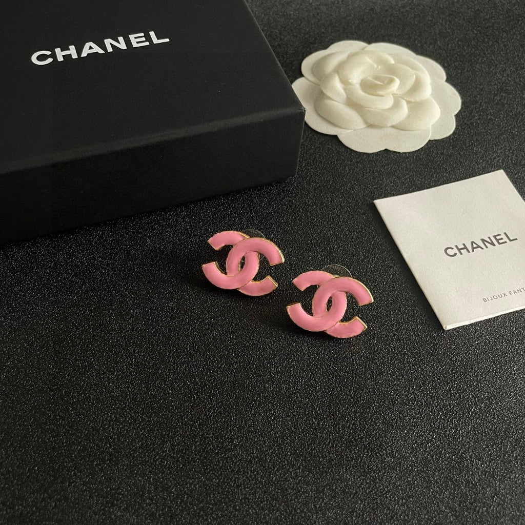 Double-C Emblem Stud Earrings in Polished Metal-Tone – Design 151 styled product view