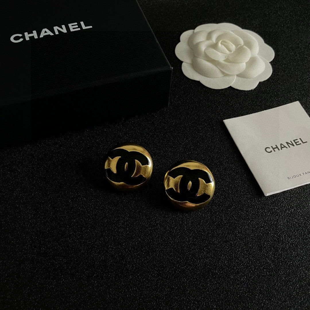 Double-C Emblem Stud Earrings in Polished Metal-Tone – Design 147 styled product view