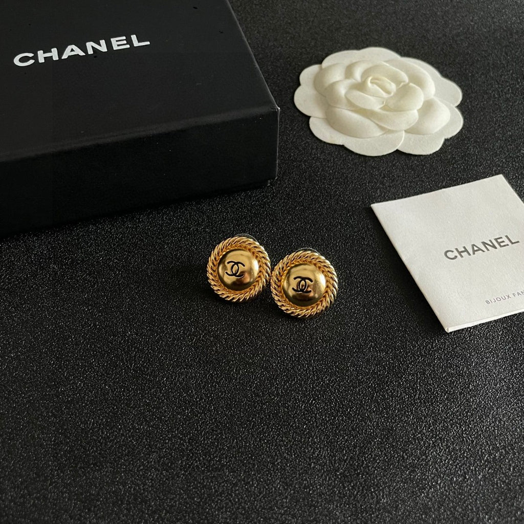 Double-C Emblem Stud Earrings in Polished Metal-Tone – Design 043 styled product view