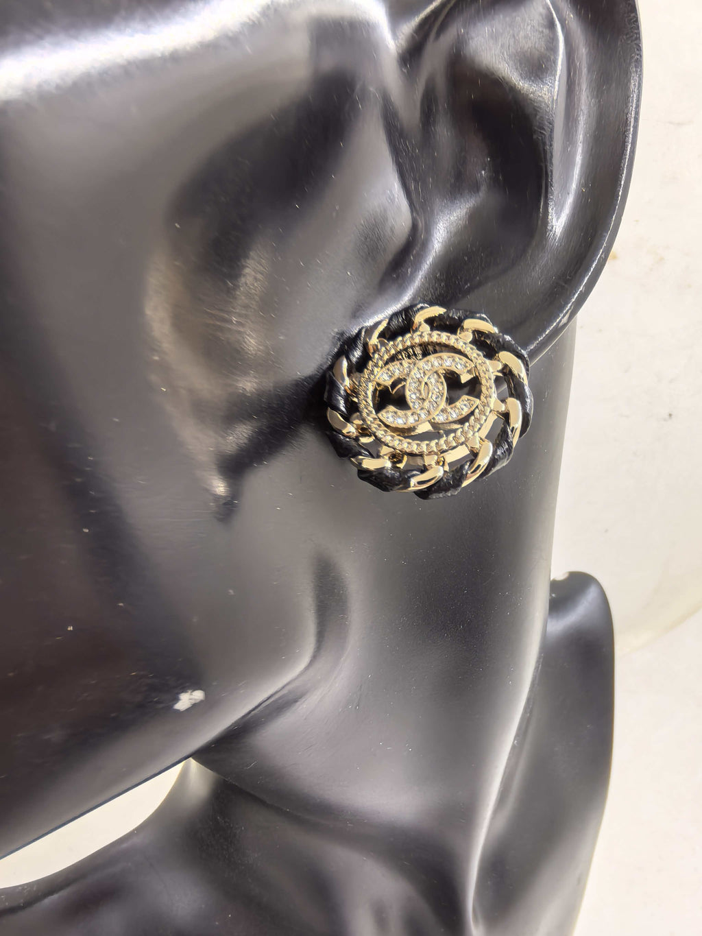 Round Stud Earrings in Gold-Tone – Black Detail front product view