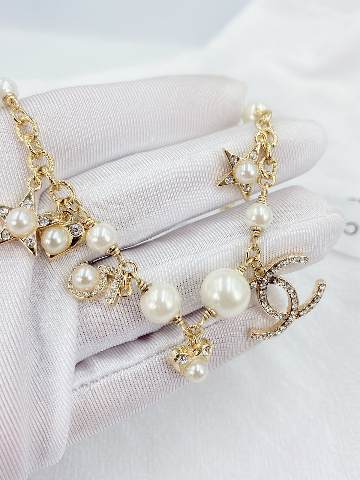 Signature Emblem Bracelet in Gold-Tone – Design 013 close-up detail