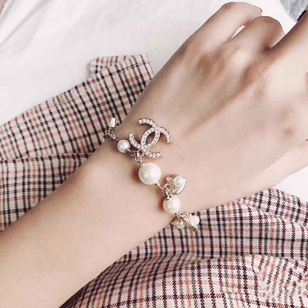 Signature Emblem Bracelet in Gold-Tone – Design 005 front product view