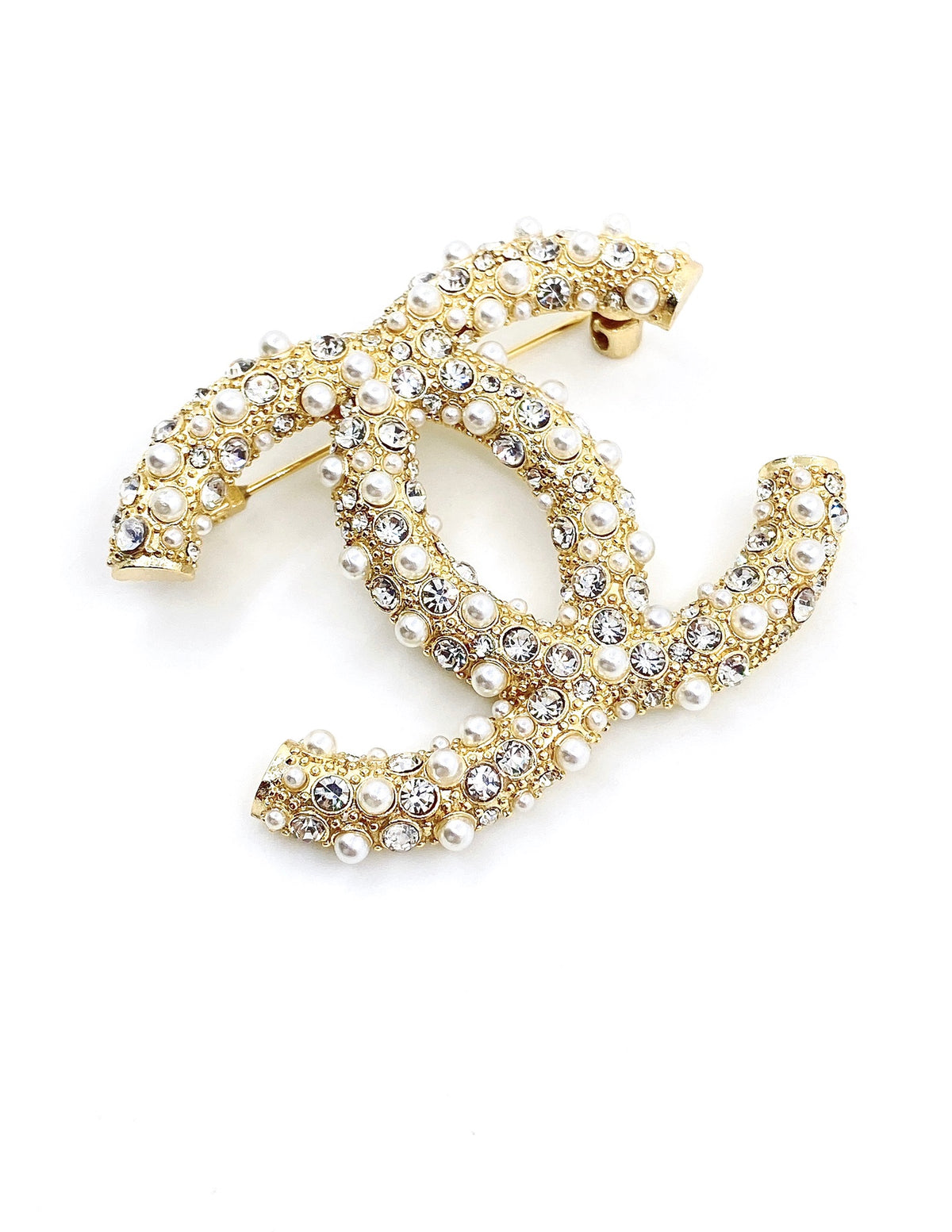 Double-C Emblem Brooch in Gold-Tone – Pearl Detail – Design 002 styled product view