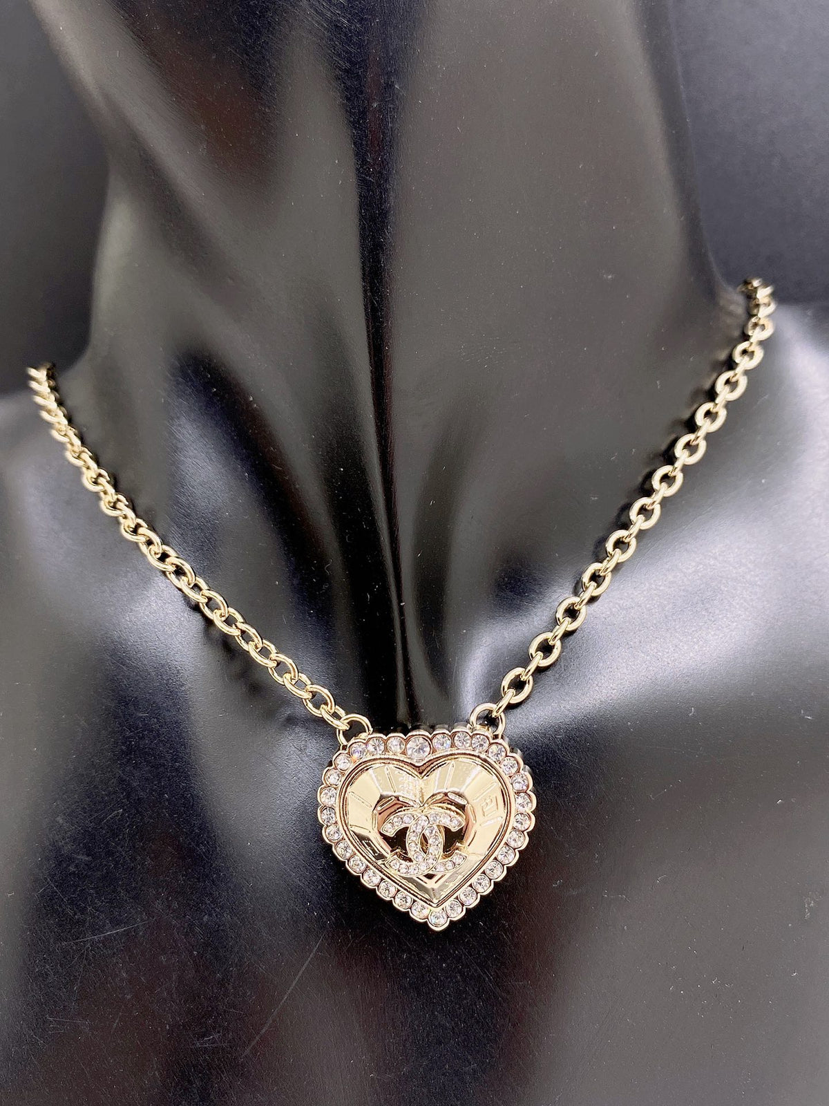 Heart Pendant Necklace in Gold-Tone – Heart Detail – Design 003 front product view