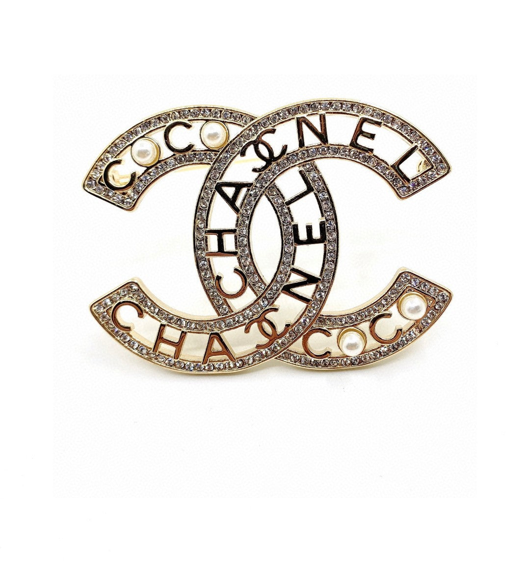 Letter Brooch in Polished Metal-Tone – Pearl Detail – Design 004 main product view
