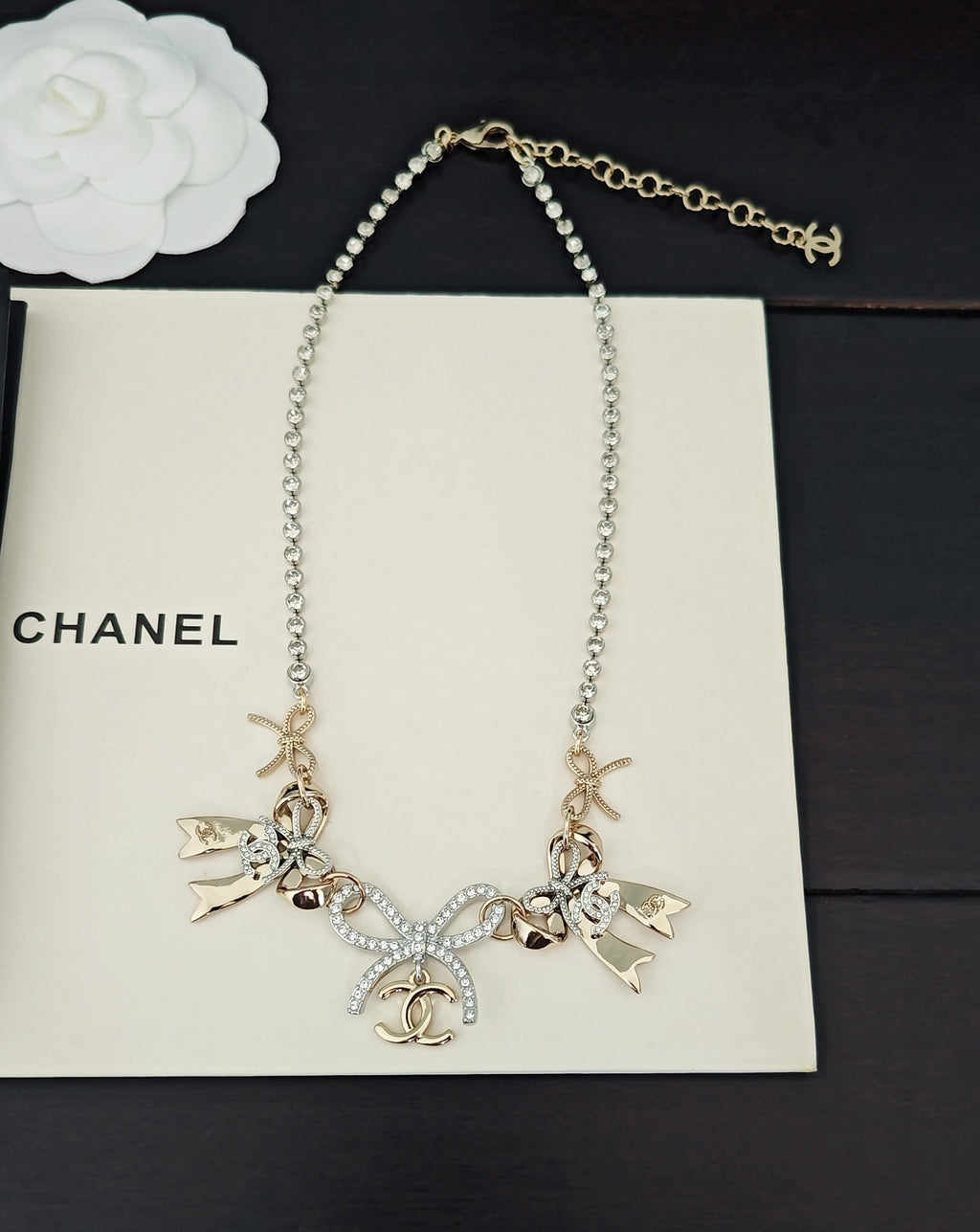 Bow Pendant Necklace in Gold-Tone – Design 007 side detail