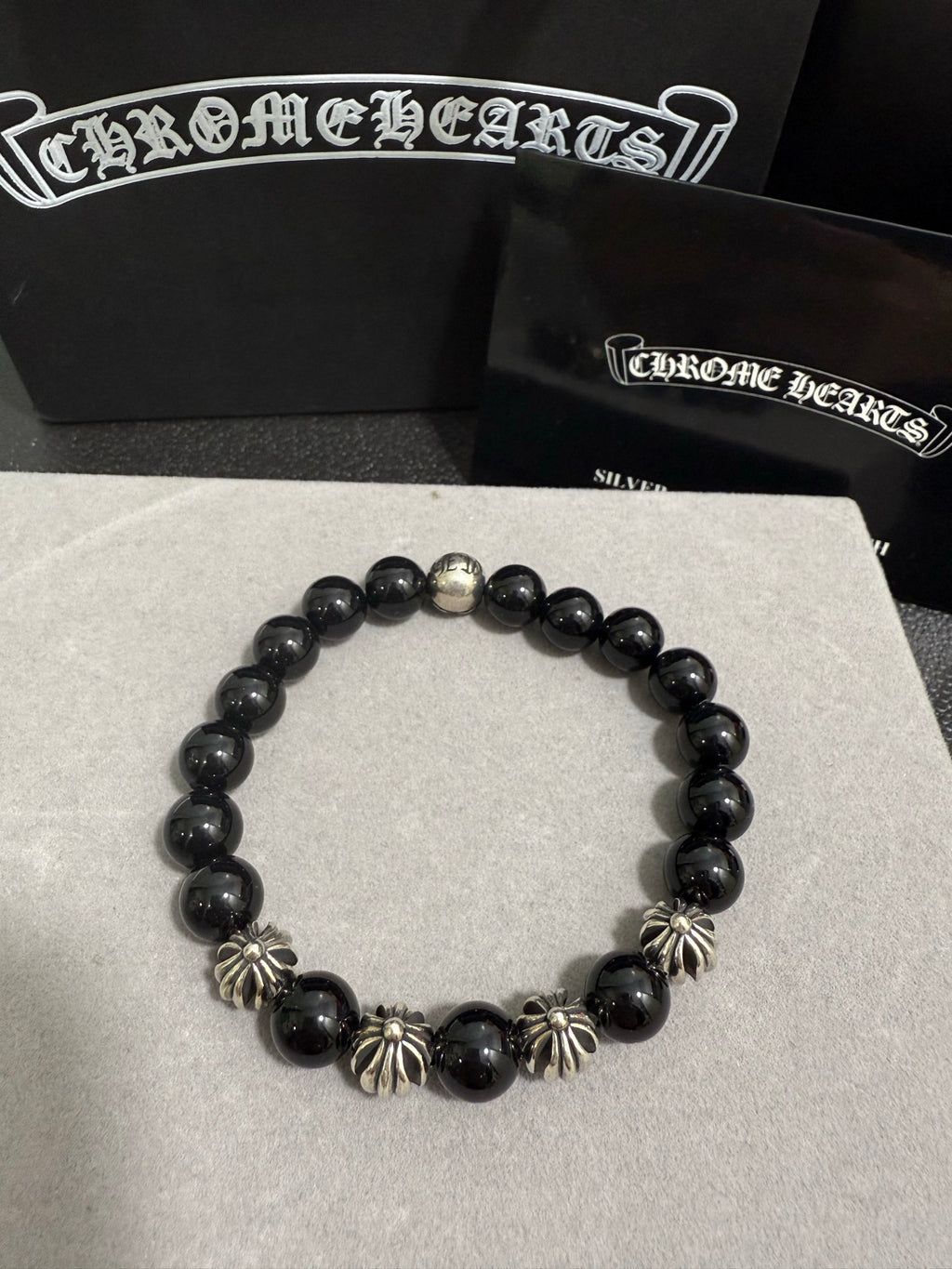 Gothic Emblem Beaded Bracelet in Antique Silver-Tone – Design 29 side detail