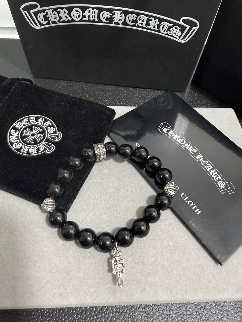 Gothic Emblem Beaded Bracelet in Antique Silver-Tone – Design 30 detail view