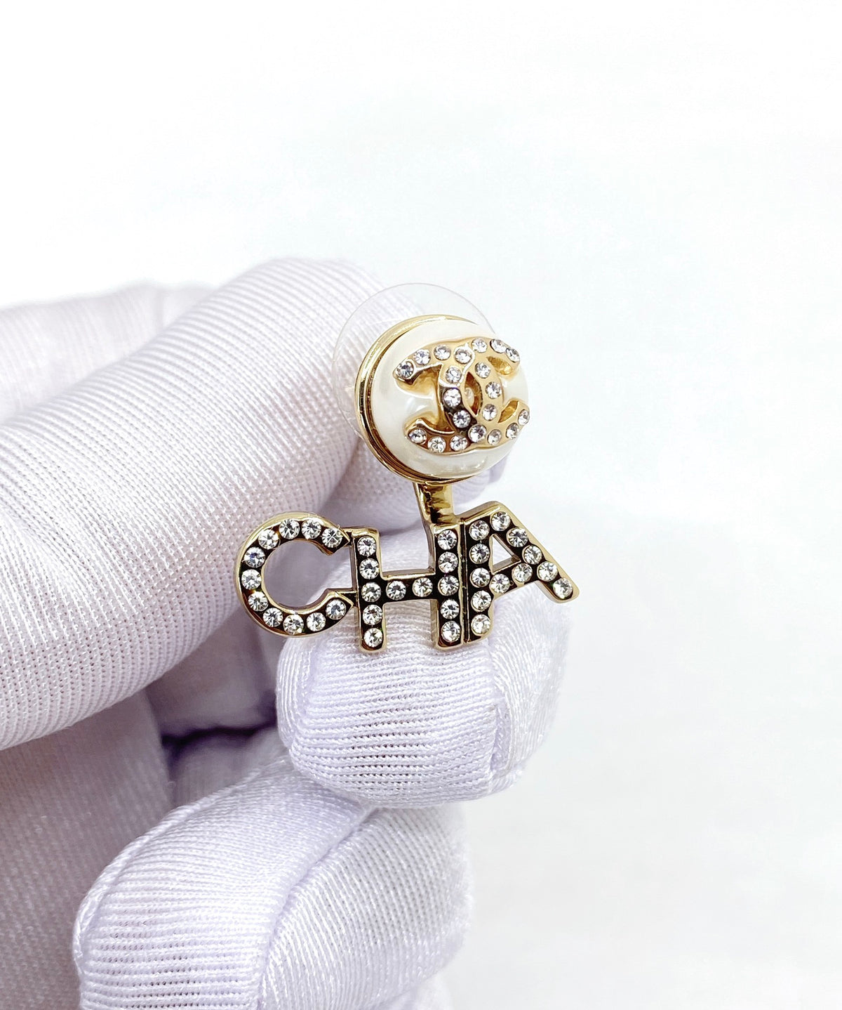 Letter Statement Earrings in Gold-Tone – Design 003 close-up detail