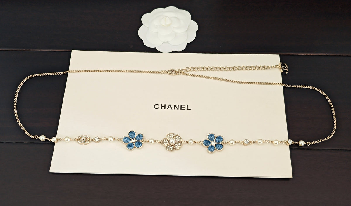 Floral Jewelry Accessory in Gold-Tone – Blue Detail front product view