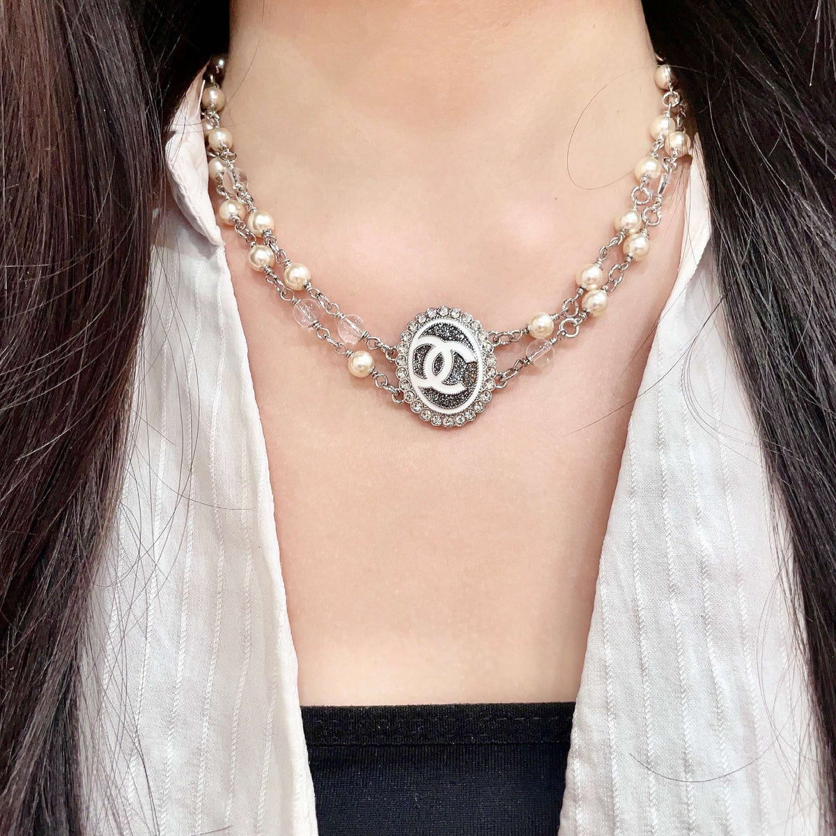 Double-C Emblem Pearl-Detail Pendant Necklace – Pearl Detail – Design 095 detail view