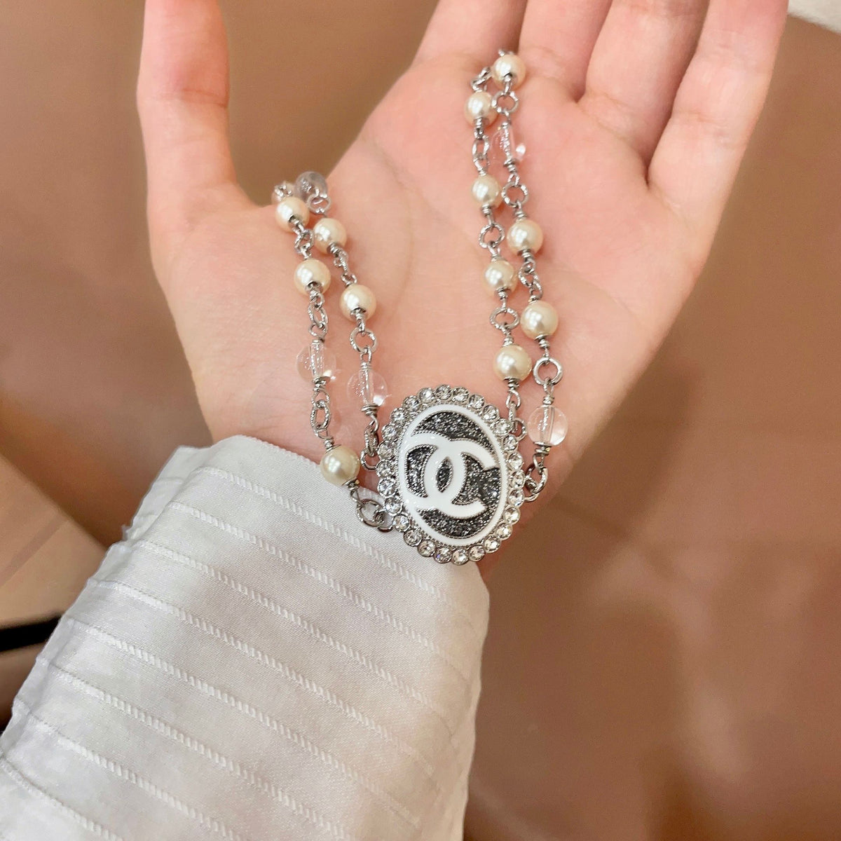 Double-C Emblem Pearl-Detail Pendant Necklace – Pearl Detail – Design 067 side detail