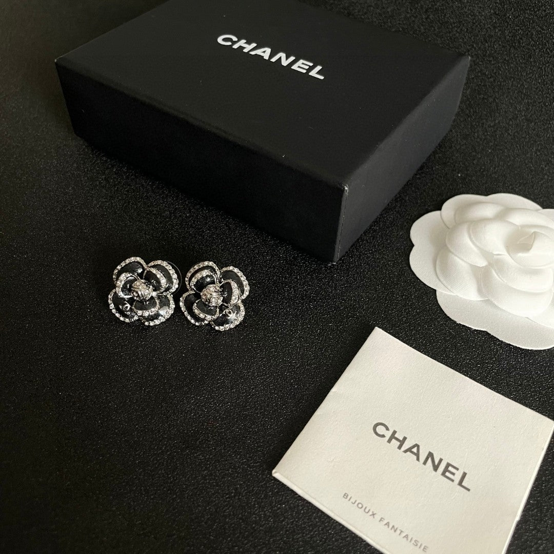 Double-C Emblem Crystal-Accent Stud Earrings – Design 032 close-up detail