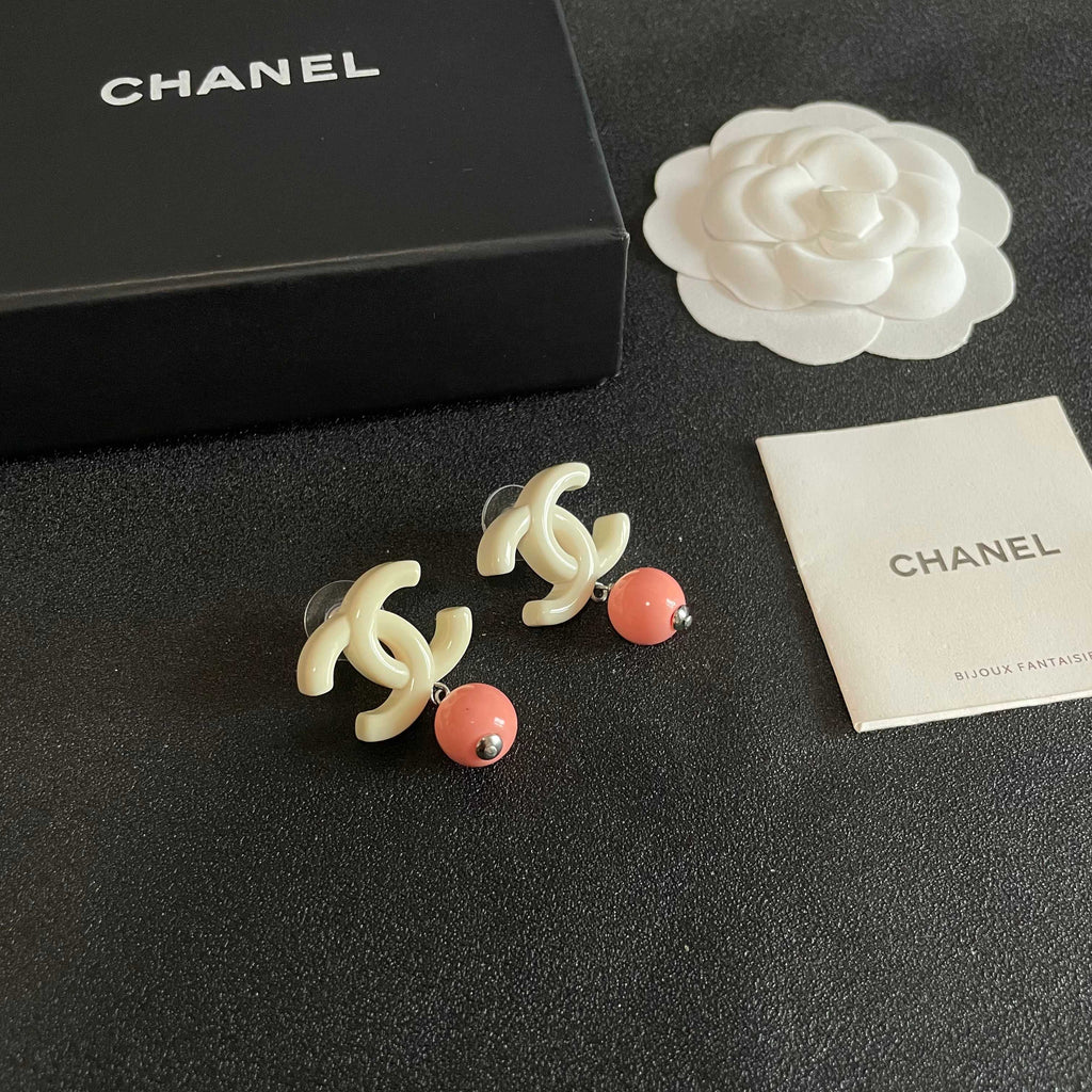 Double-C Emblem Pearl-Detail Statement Earrings – Pearl Detail – Design 006 styled product view