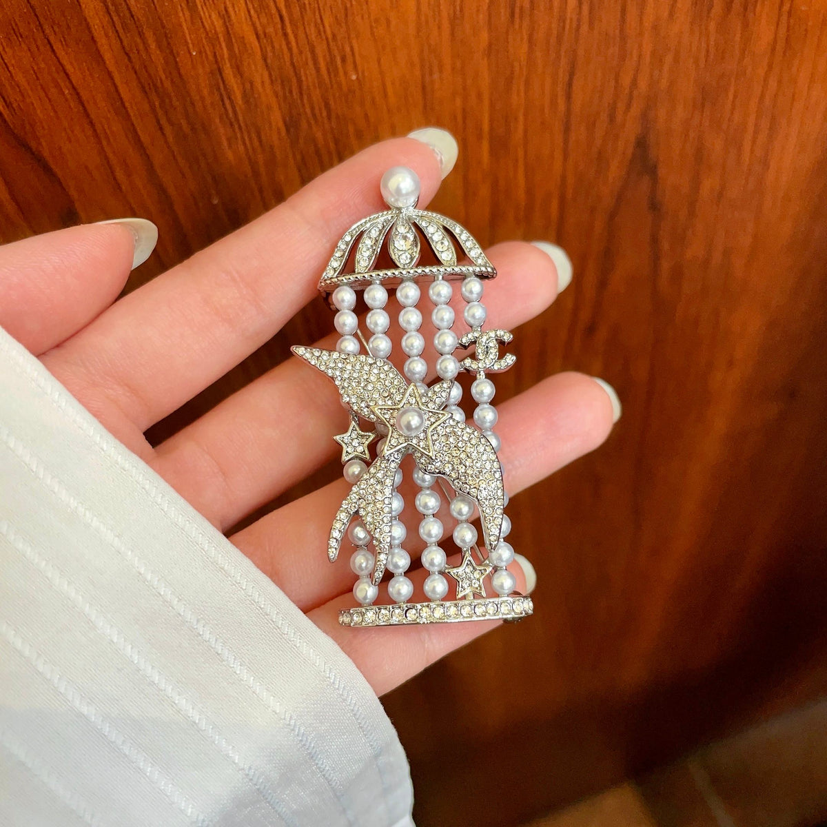 Signature Emblem Brooch in Polished Metal-Tone – Design 026 side detail