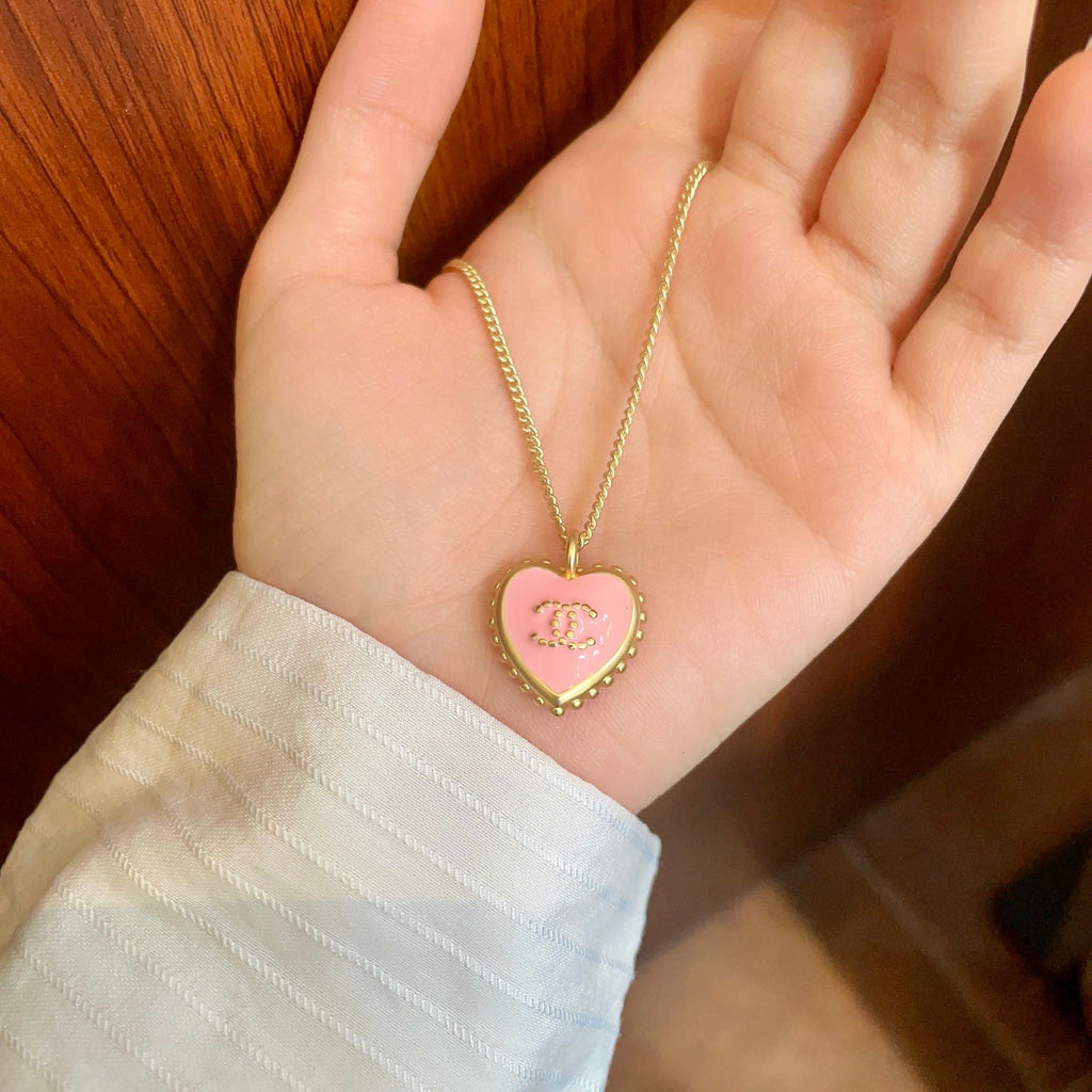 Double-C Emblem Pendant Necklace in Polished Metal-Tone – Heart Detail – Design 002 side detail