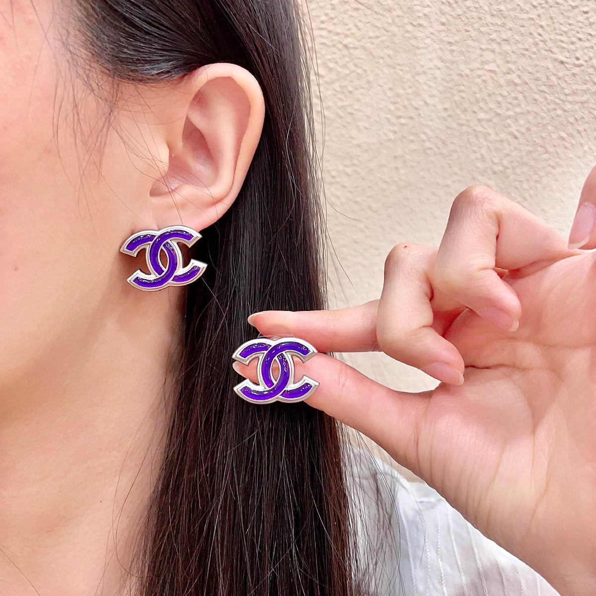 Double-C Emblem Stud Earrings in Polished Metal-Tone – Design 314 main product view
