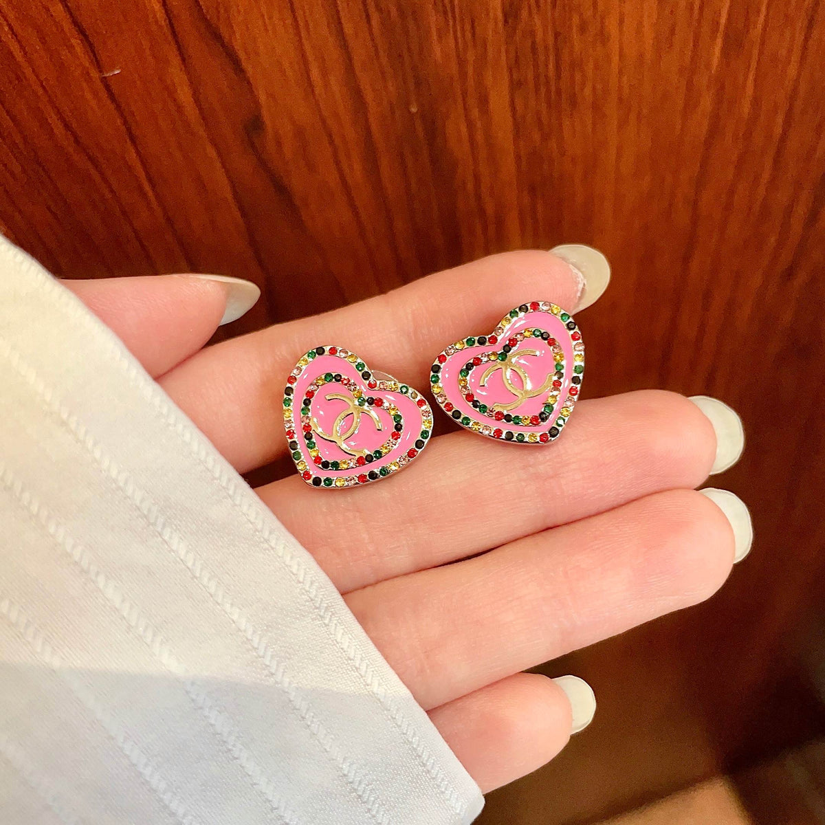 Double-C Emblem Crystal-Accent Stud Earrings – Heart Detail – Design 002 side detail