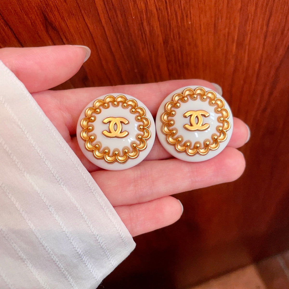 Double-C Emblem Stud Earrings in Polished Metal-Tone – Design 478 side detail
