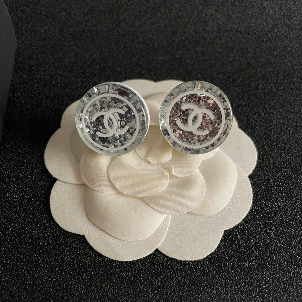 Double-C Emblem Stud Earrings in Polished Metal-Tone – Design 371 front product view
