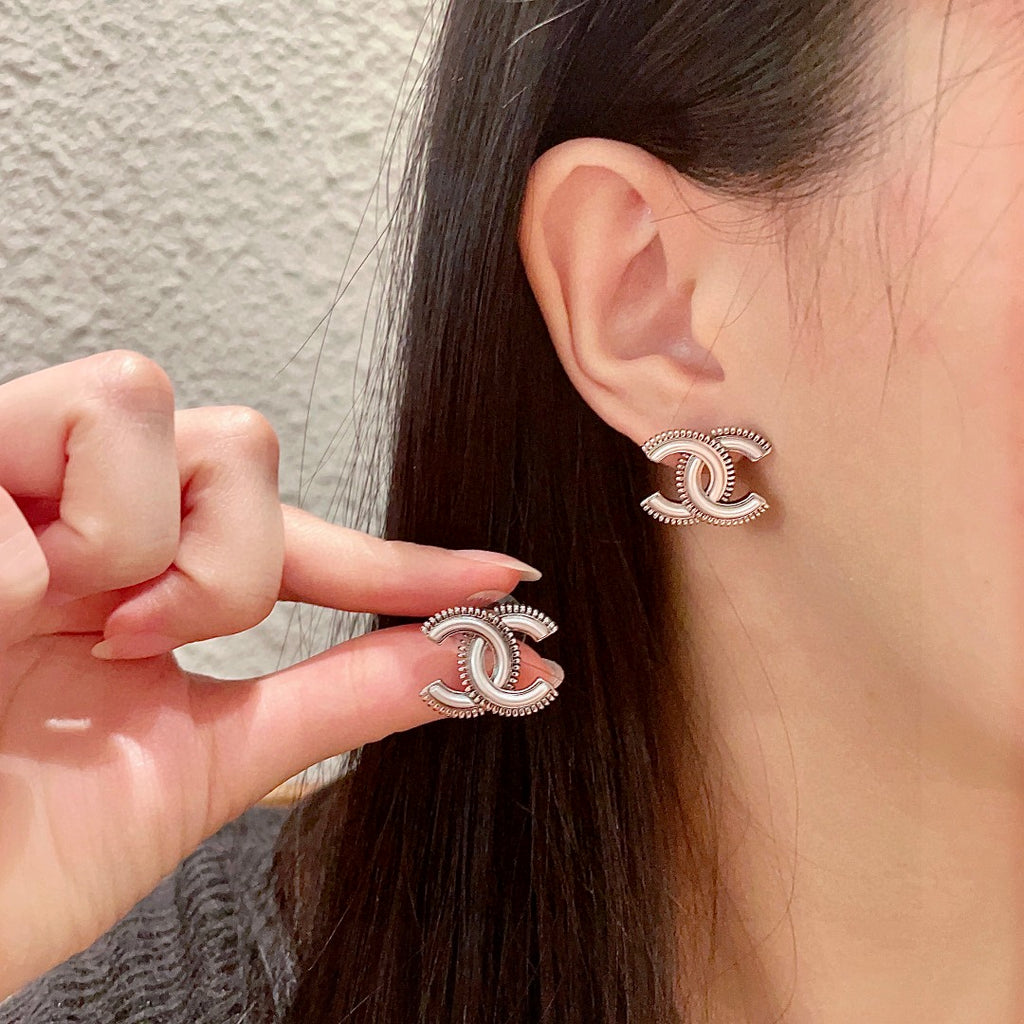 Double-C Emblem Stud Earrings in Polished Metal-Tone – Design 195 main product view