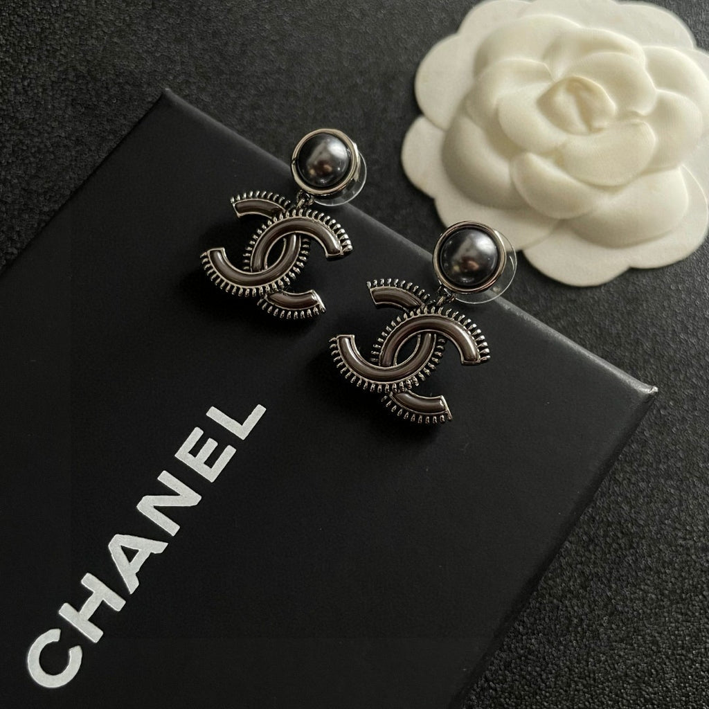 Double-C Emblem Pearl-Detail Statement Earrings – Pearl Detail – Design 013 detail view