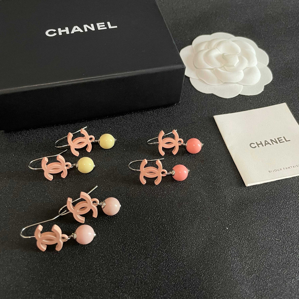 Double-C Emblem Statement Earrings in Polished Metal-Tone – Design 029 close-up detail