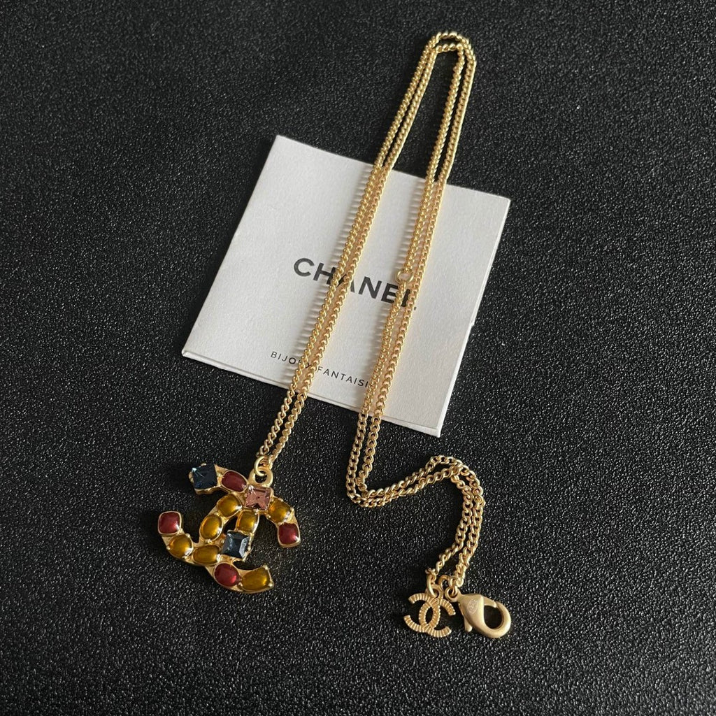 Double-C Emblem Pendant Necklace in Polished Metal-Tone – Design 083 front product view