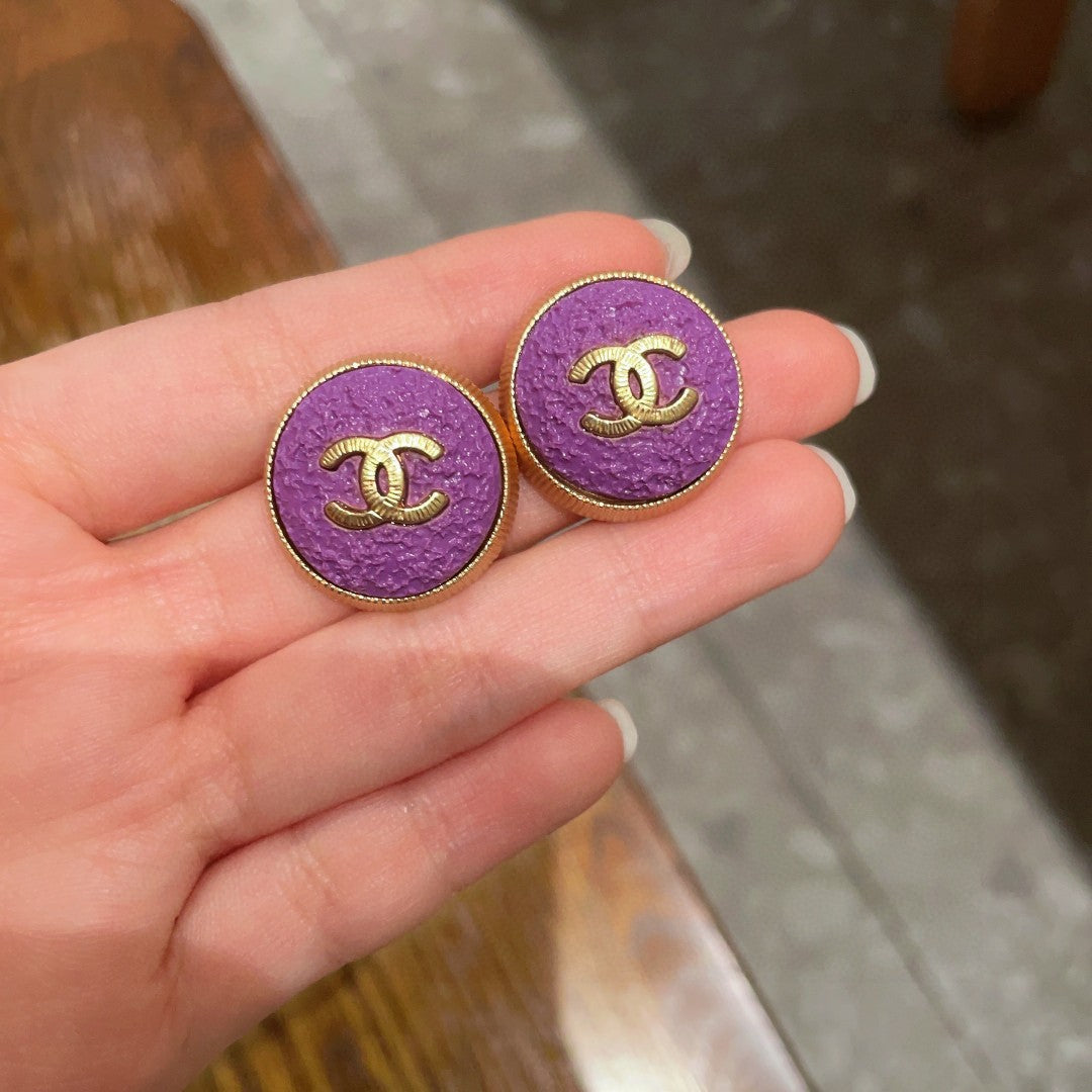 Double-C Emblem Stud Earrings in Polished Metal-Tone – Design 211 side detail