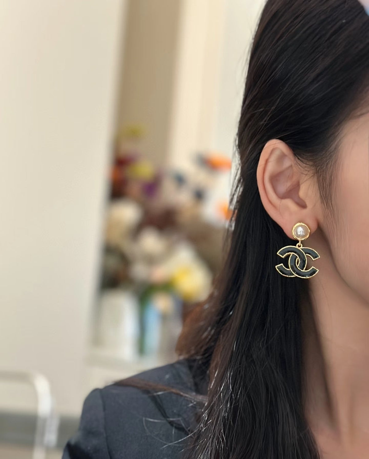 Letter Pearl-Detail Stud Earrings – Pearl Detail – Design 003 side detail