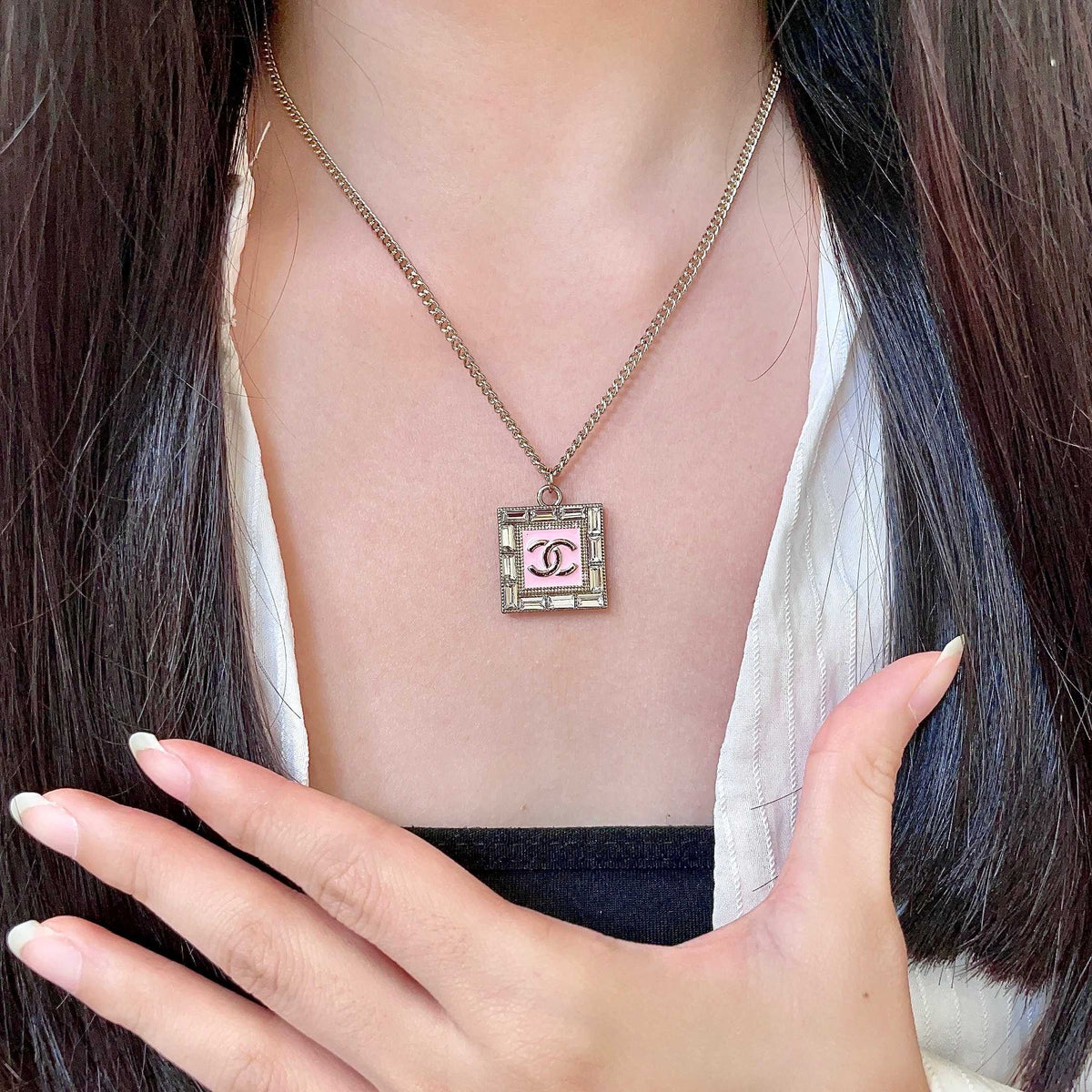 Double-C Emblem Pendant Necklace in Polished Metal-Tone – Design 078 front product view
