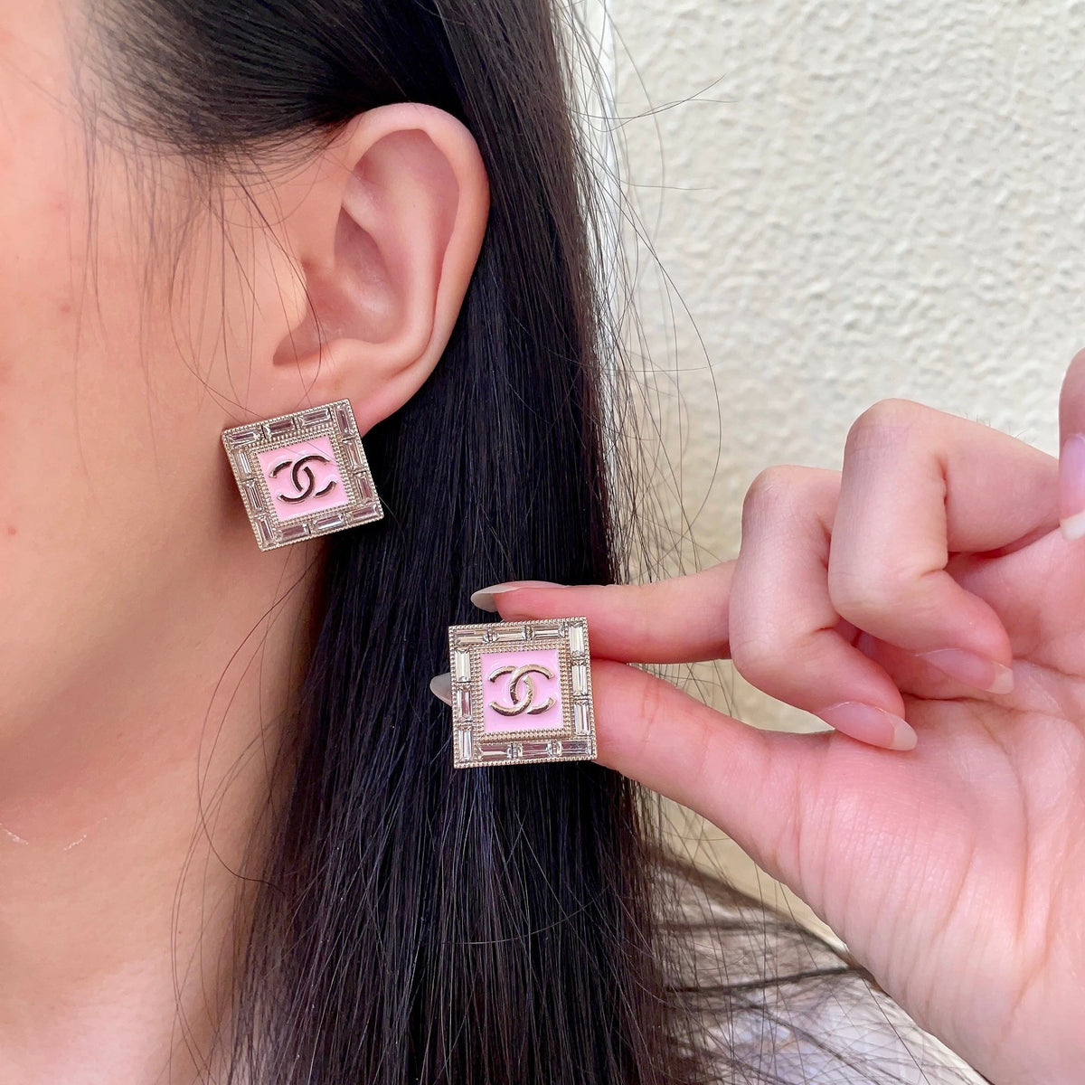 Double-C Emblem Stud Earrings in Polished Metal-Tone – Design 428 main product view