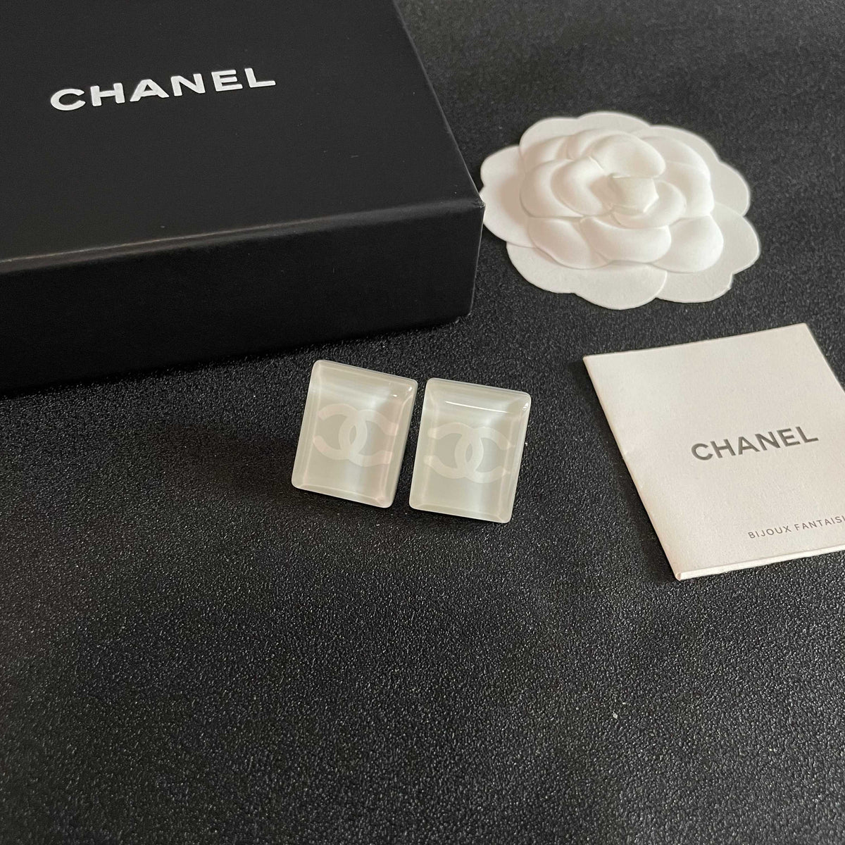 Double-C Emblem Stud Earrings in Polished Metal-Tone – Design 268 styled product view