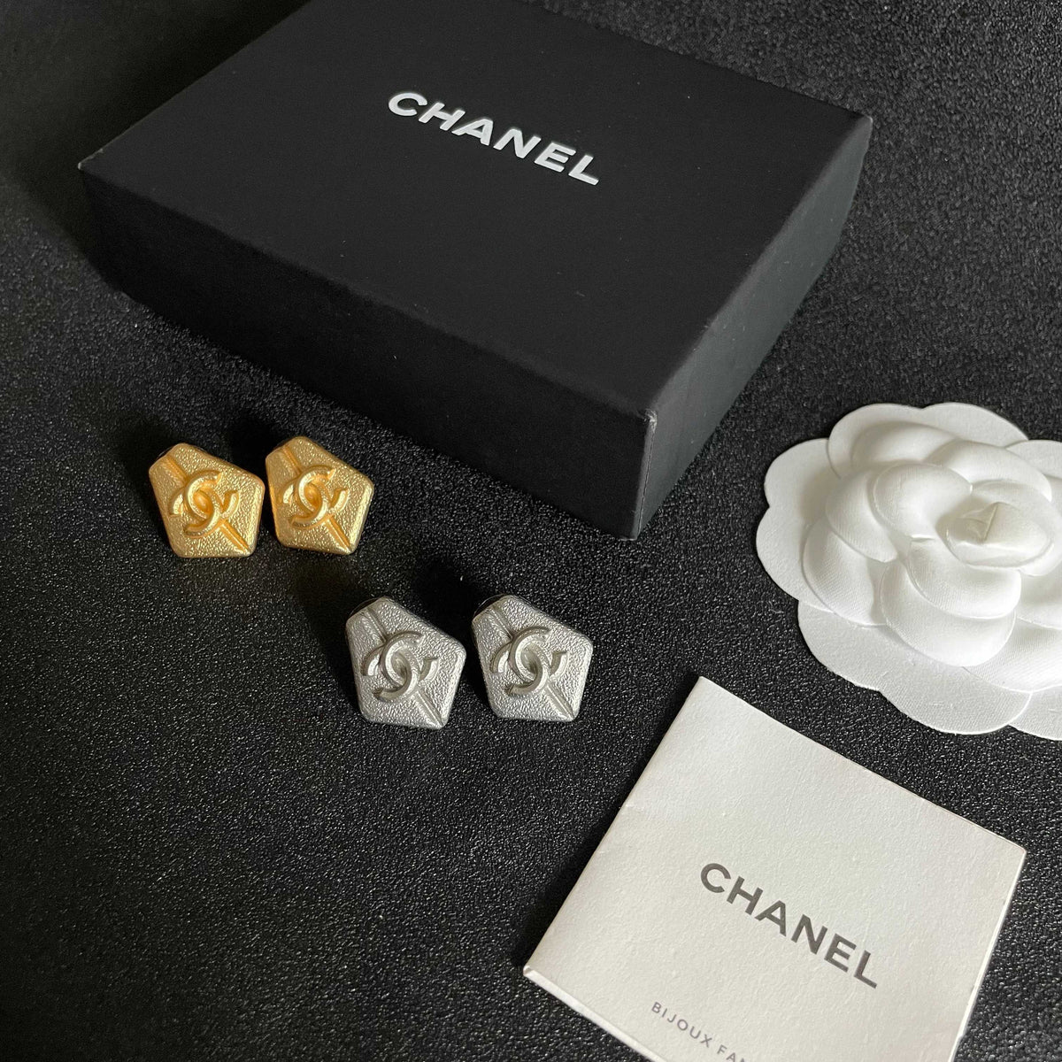 Double-C Emblem Stud Earrings in Polished Metal-Tone – Design 289 side detail