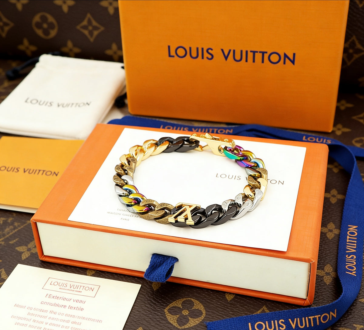 Letter Emblem Bracelet in Polished Metal-Tone – Design 014 main product view