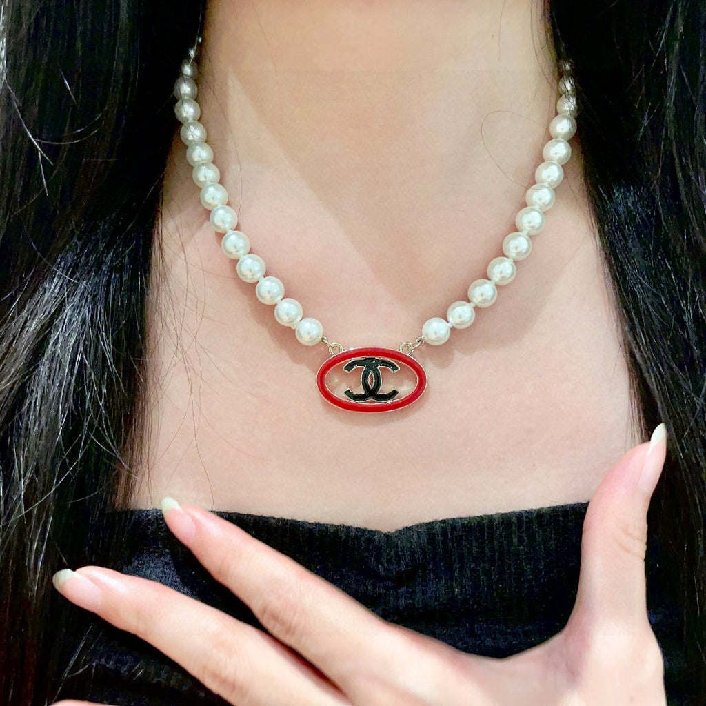 Double-C Emblem Pearl-Detail Pendant Necklace – Pearl Detail – Design 078 side detail