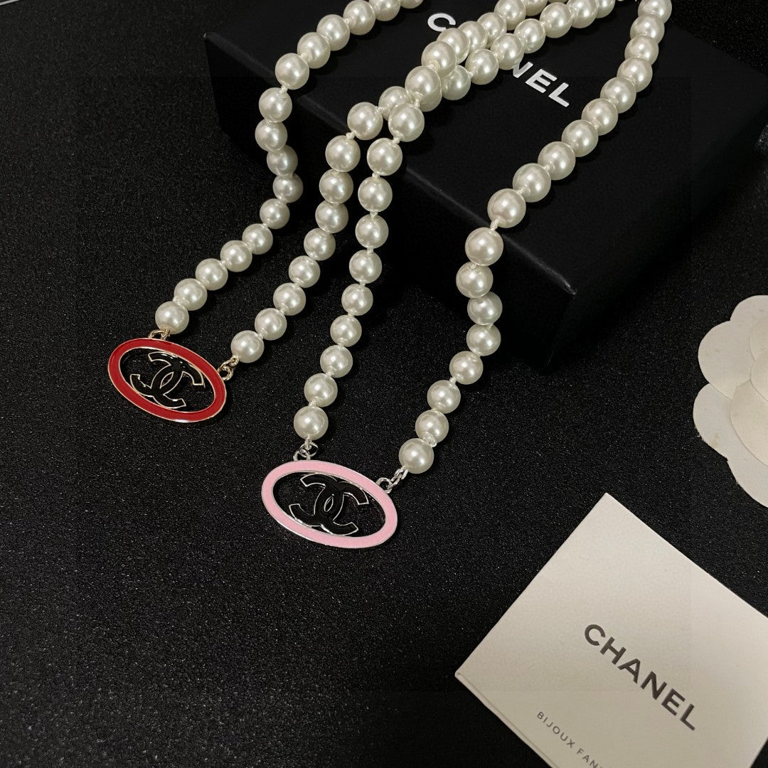 Double-C Emblem Pearl-Detail Pendant Necklace – Pearl Detail – Design 078 close-up detail