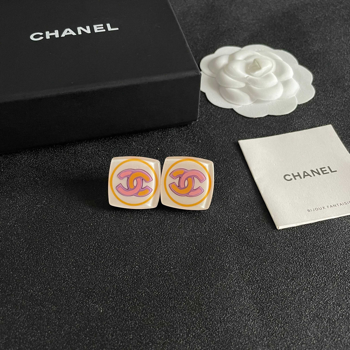 Double-C Emblem Stud Earrings in Polished Metal-Tone – Design 416 styled product view