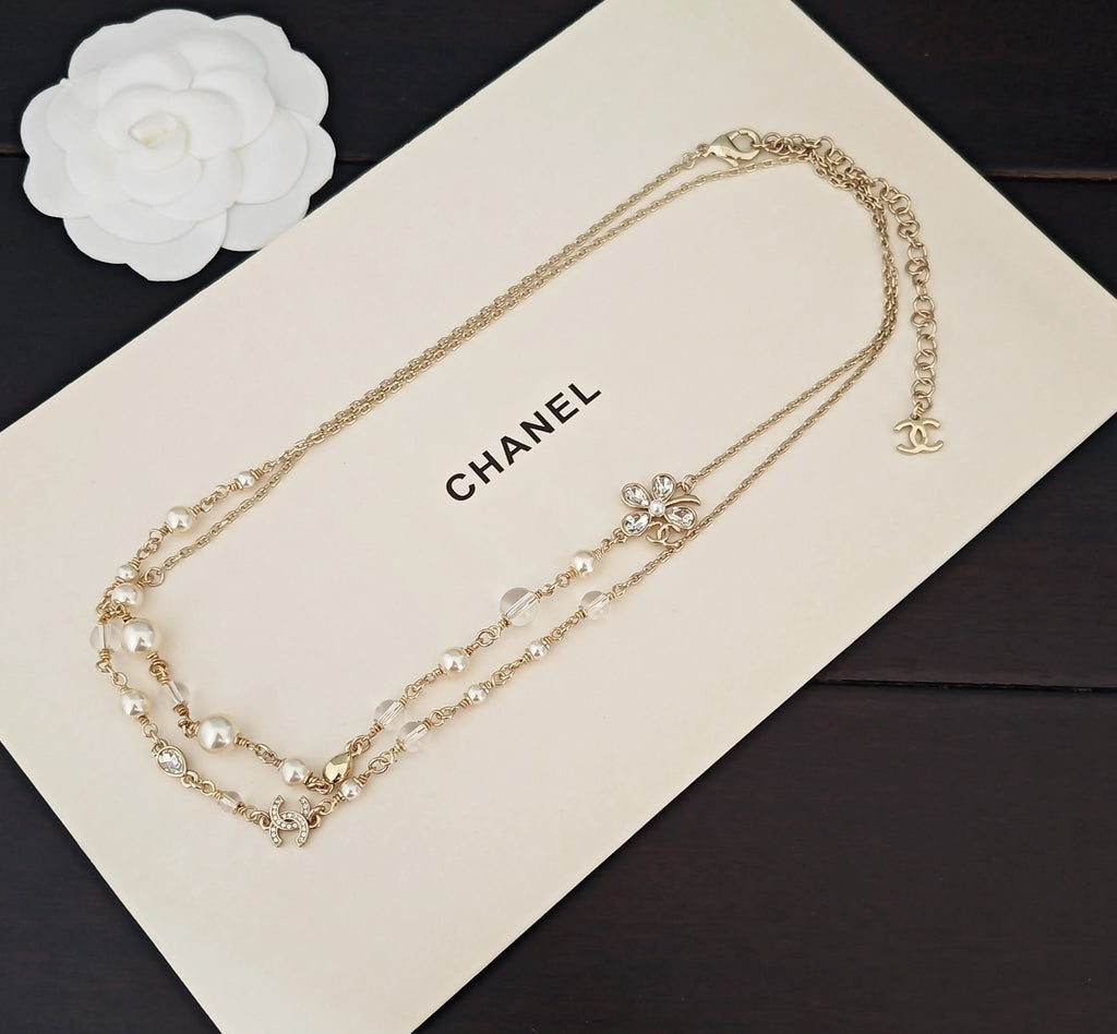 Signature Emblem Crystal-Accent Pendant Necklace – Design 003 side detail