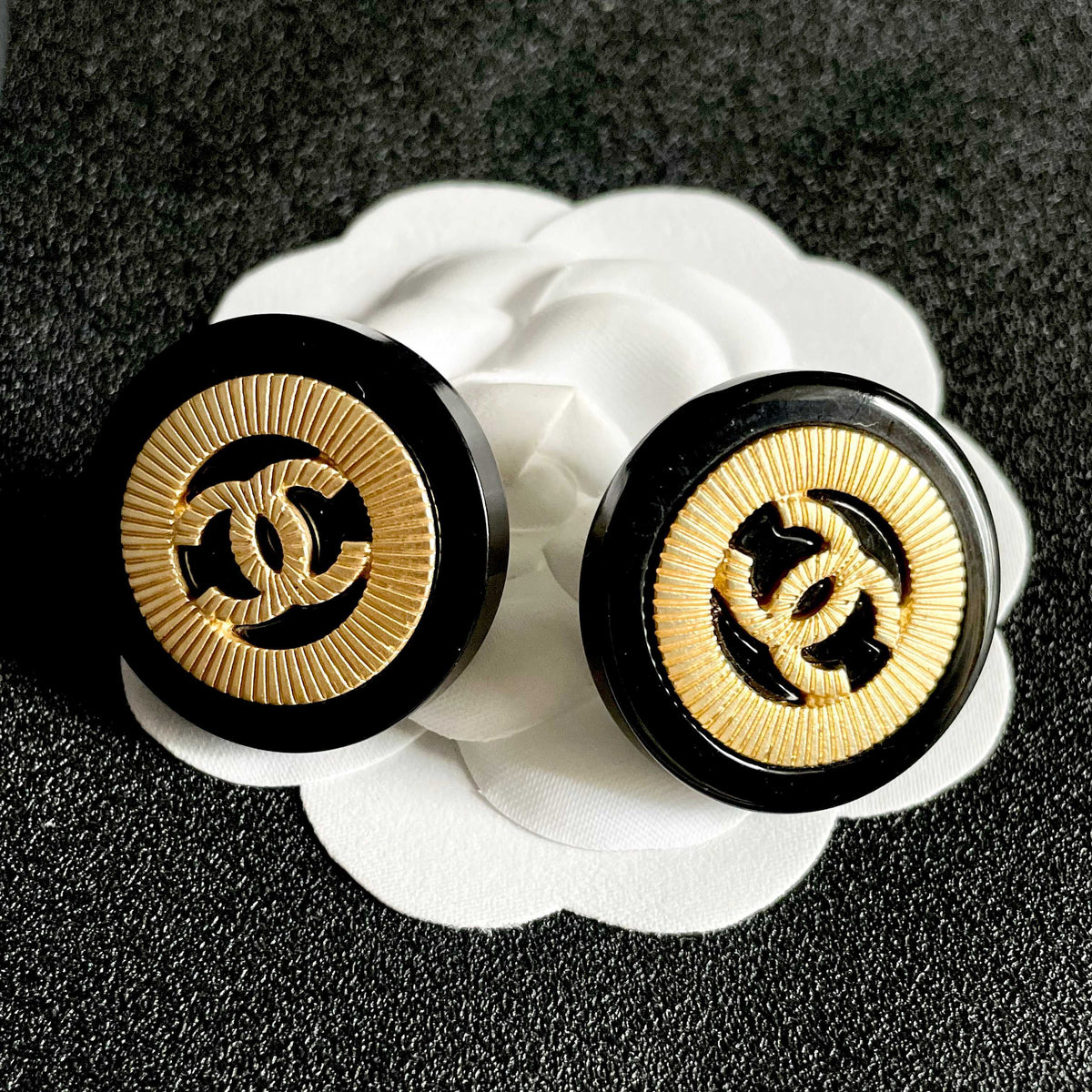 Double-C Emblem Stud Earrings in Polished Metal-Tone – Design 053 front product view