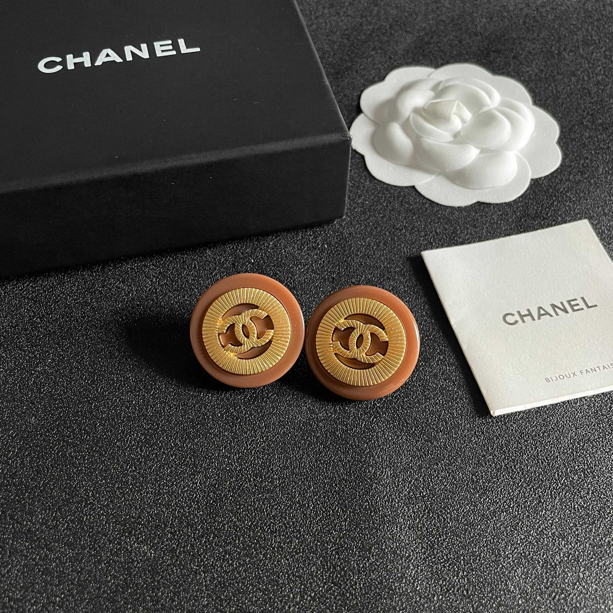 Double-C Emblem Stud Earrings in Polished Metal-Tone – Design 051 styled product view