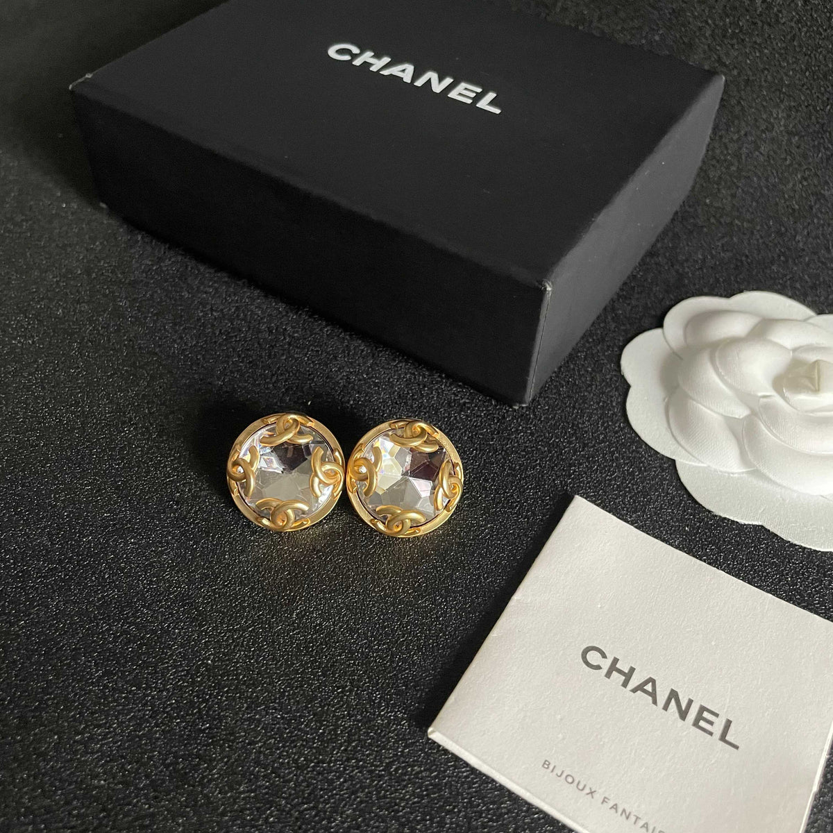 Double-C Emblem Stud Earrings in Polished Metal-Tone – Design 167 close-up detail
