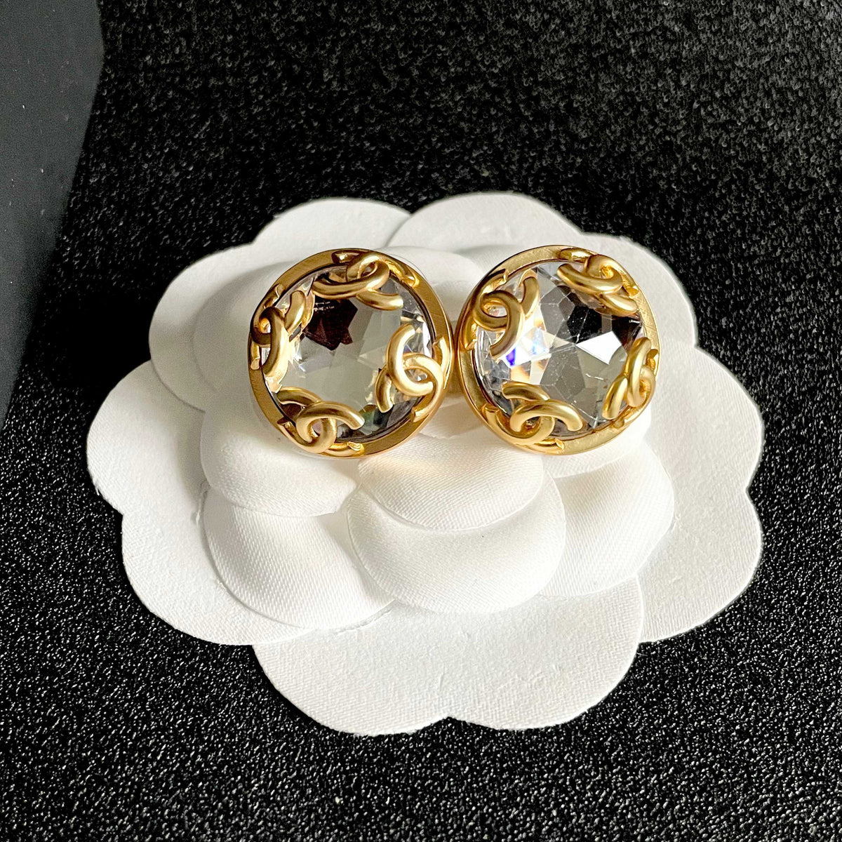 Double-C Emblem Stud Earrings in Polished Metal-Tone – Design 167 front product view