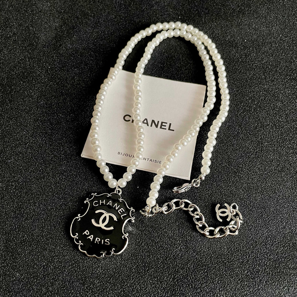 Double-C Emblem Pearl-Detail Pendant Necklace – Pearl Detail – Design 033 detail view